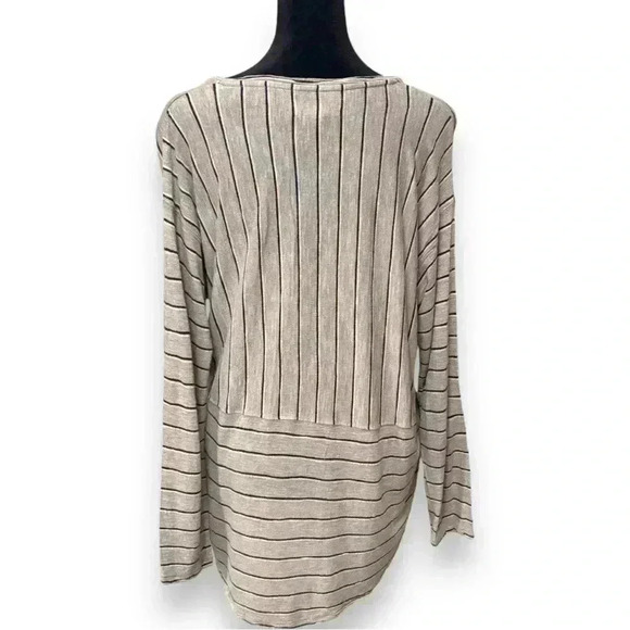 Madewell Long Sleeve Stripe Pattern V-neck Beige Relaxed Fit High-Low Anthem Tee - Picture 6 of 16